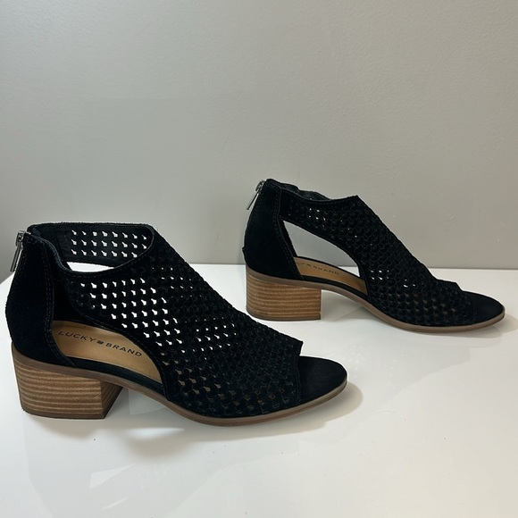 Lucky Brand Nacria Black Suede Perforated Booties Size 8.5 - Picture 2 of 16